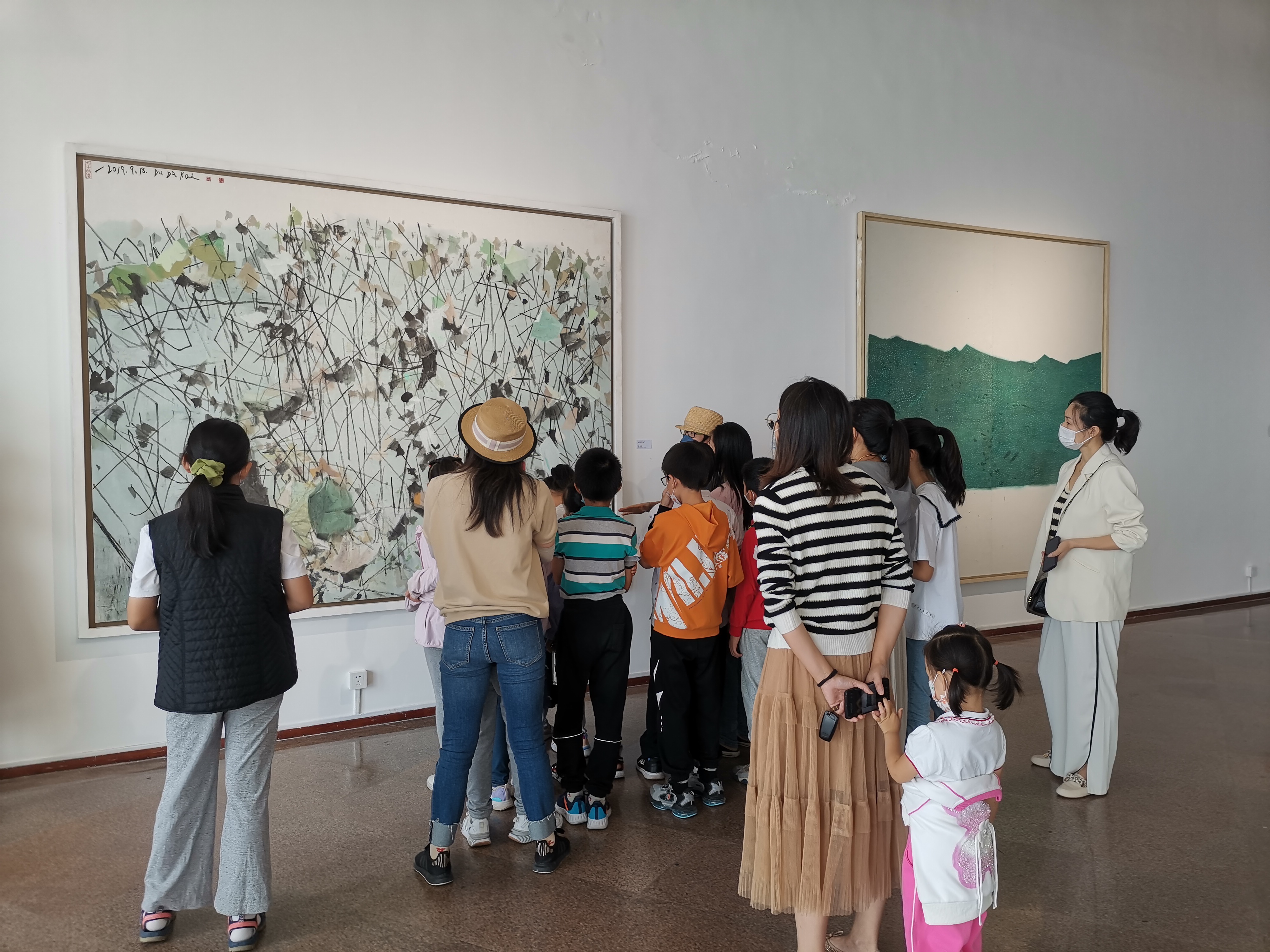 20221101-青蓝之梦·8xbet.com美术学院雕塑绘画作品邀请展-雕塑系-现场1.jpg