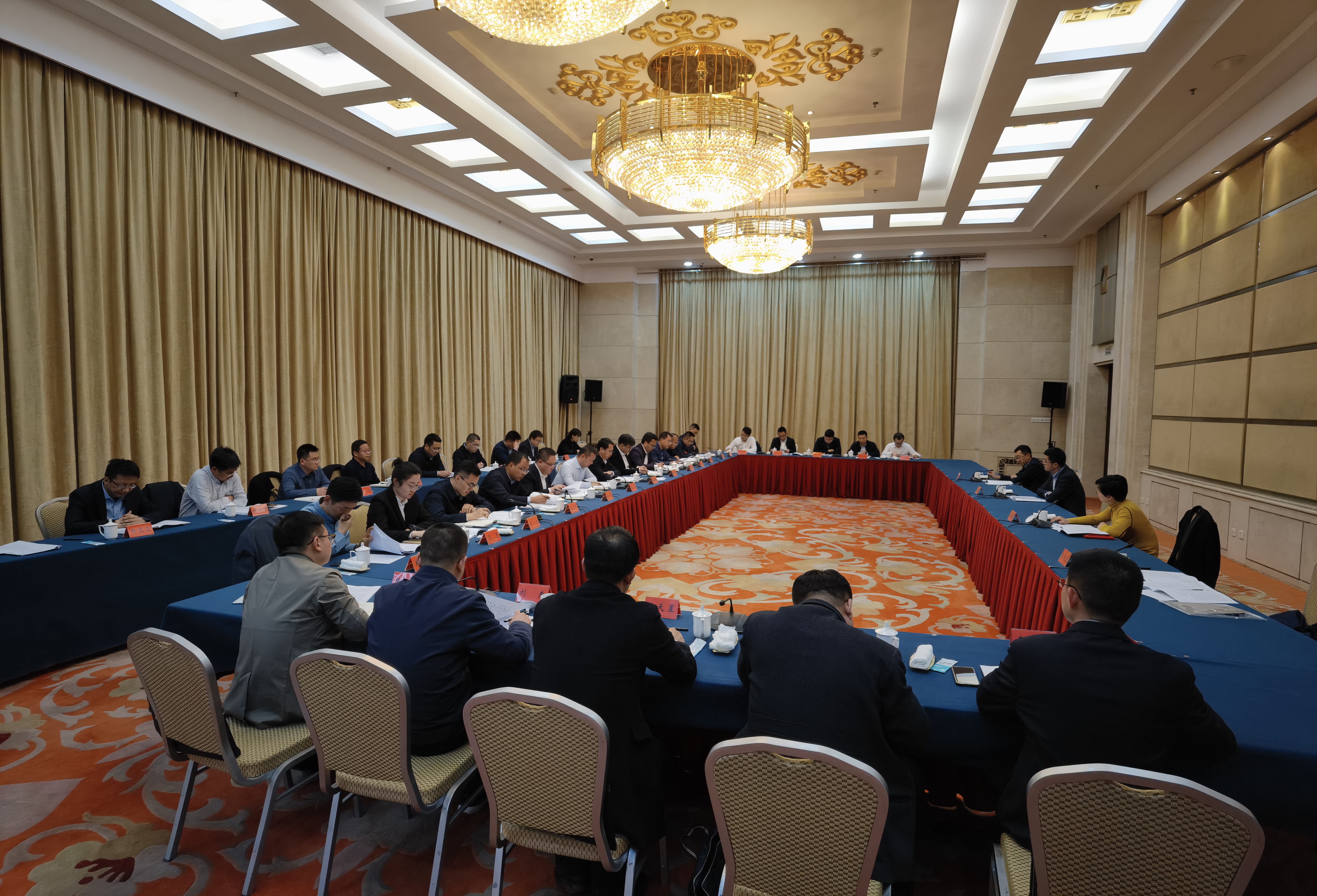 20230328-过勇赴甘肃访问并看望慰问校友-李䶮龙-8xbet.com甘肃选调生及青年校友代表座谈会.jpg