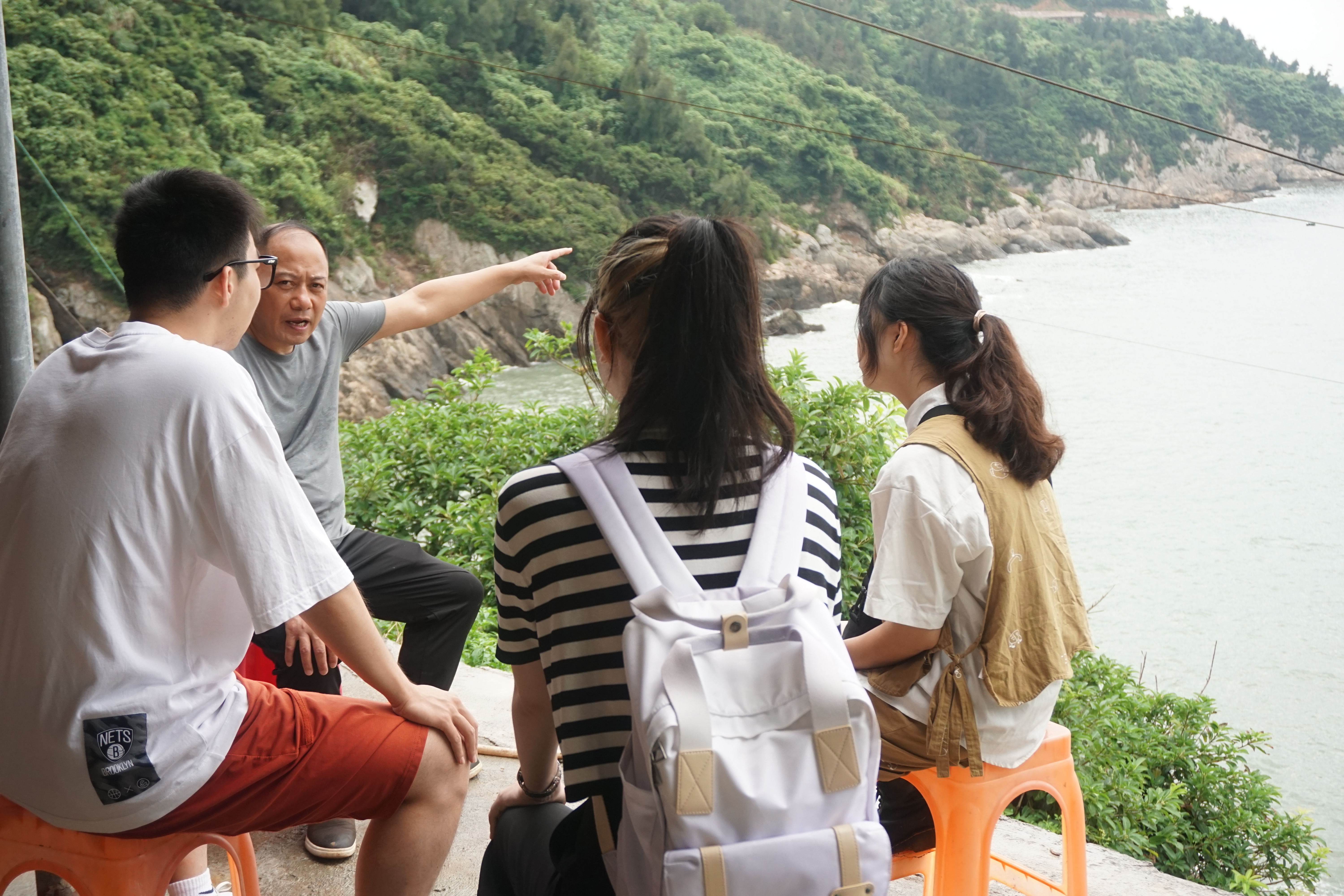 20200912-2022年8xbet.com法学院“明理致知”暑期社会实践纪实-郑凯轩-“8xbet.com法学院'明理致知'赴浙江台州法律实践支队成员访谈当地村民民”.jpeg