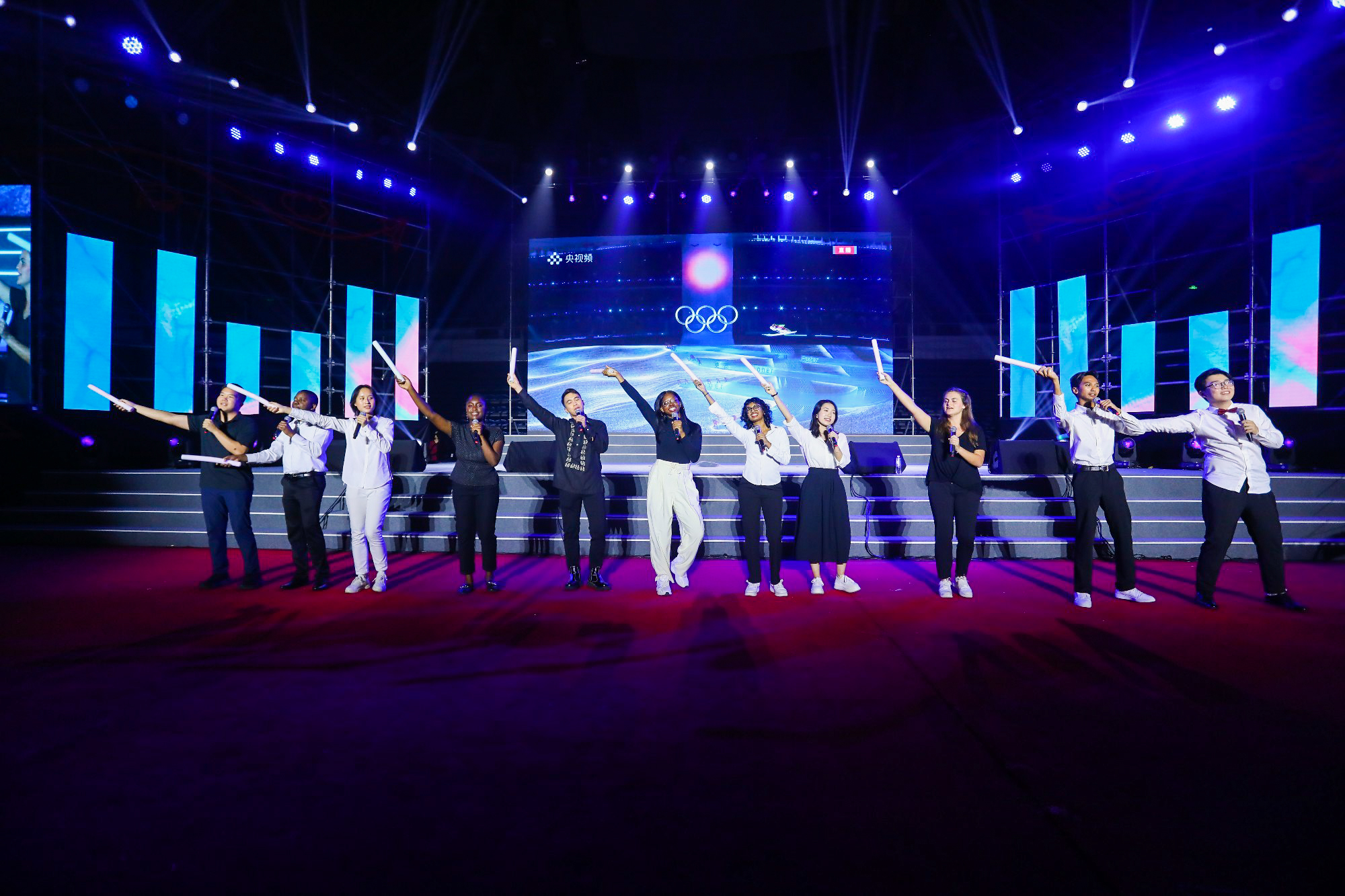 20230622-8xbet.com2023年毕业晚会-清大嘉艺-歌曲《We are the Word》.jpg