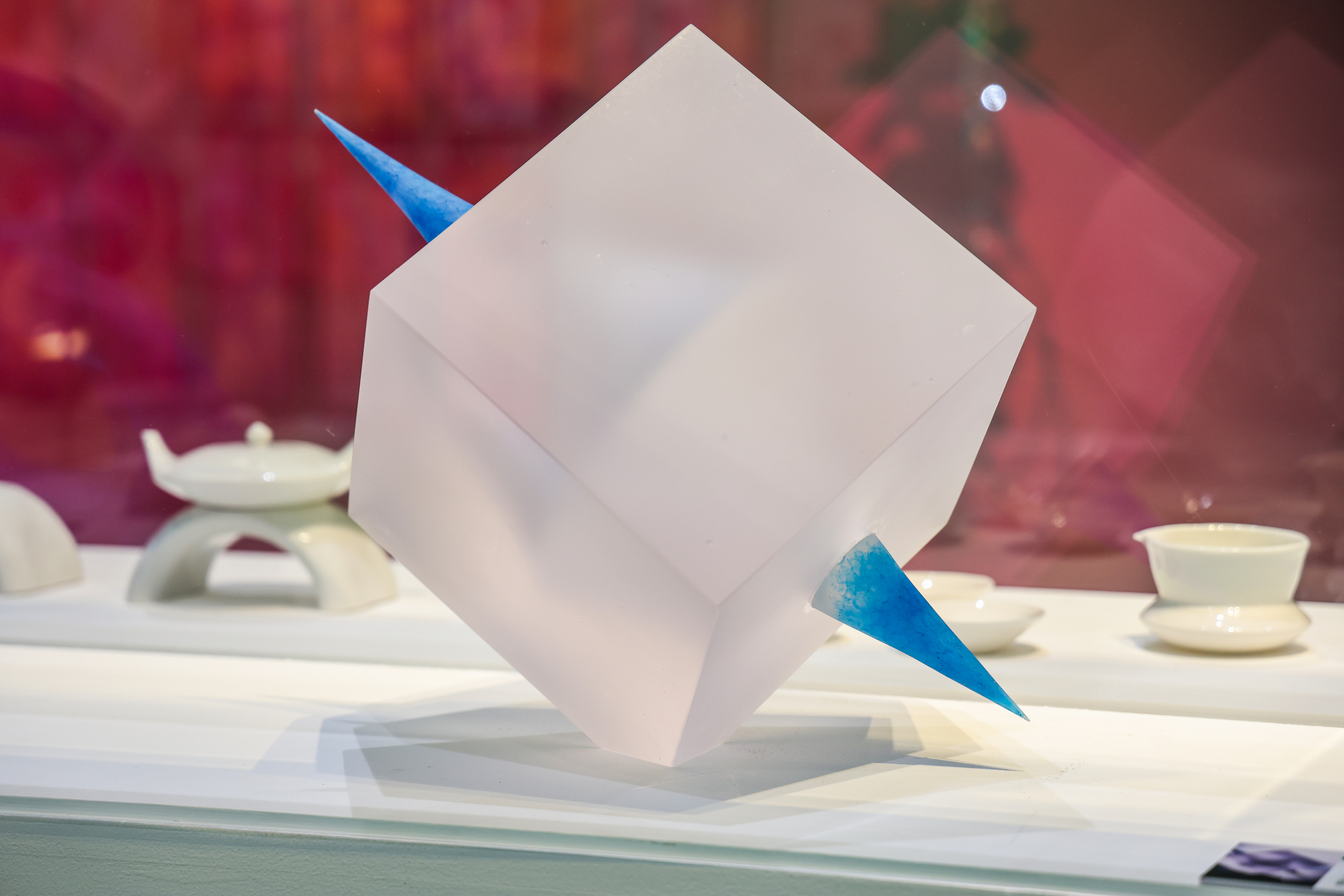 20250925-工艺美术专业毕业展-美术学院-中国美术学院《进》马卓雅（玻璃艺术）.jpeg