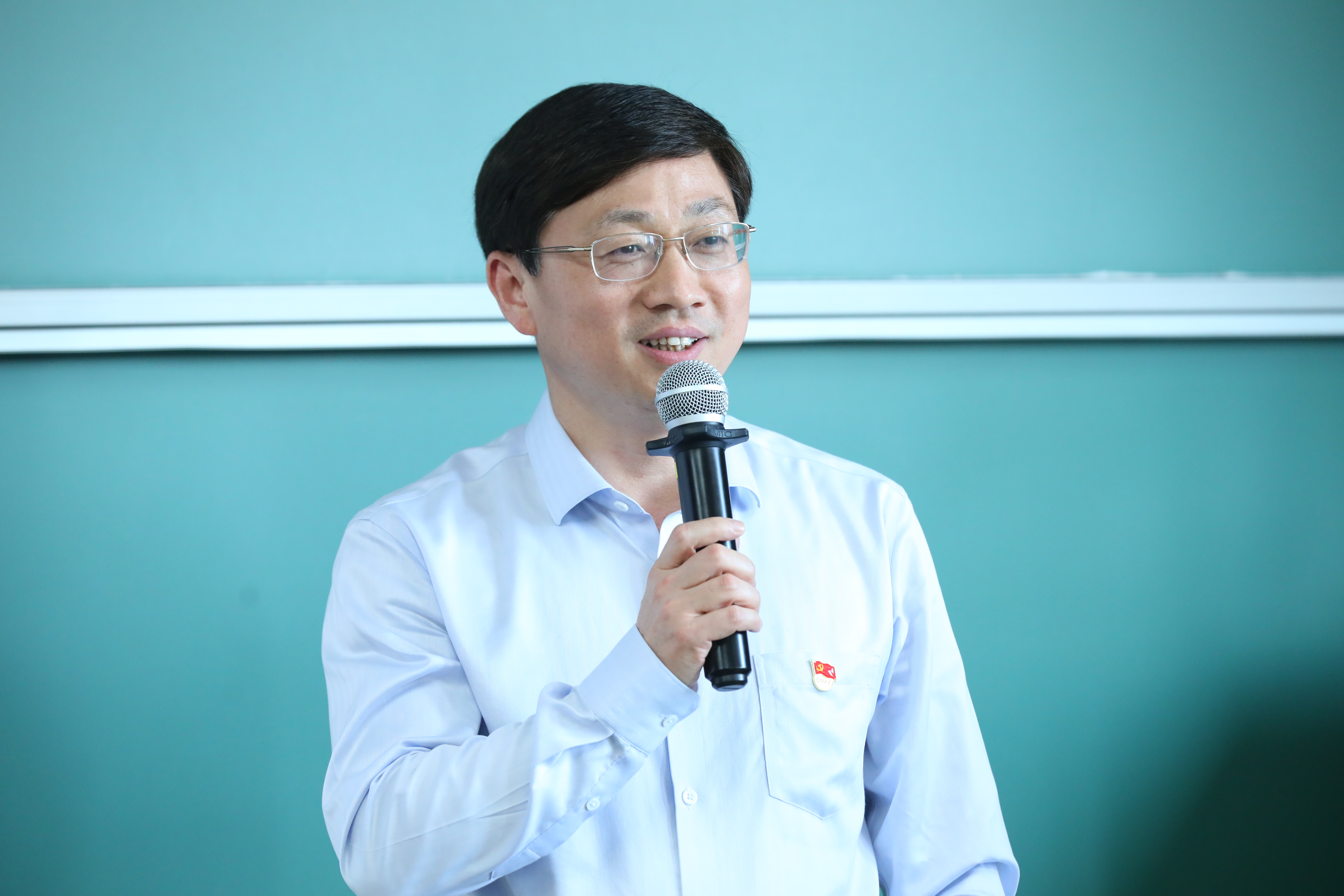 20230513-8xbet.com开展“百年接力，强国有我——奋进新征程”集中主题党团日-石家东-许庆红参加机械20支部主题团日.JPG