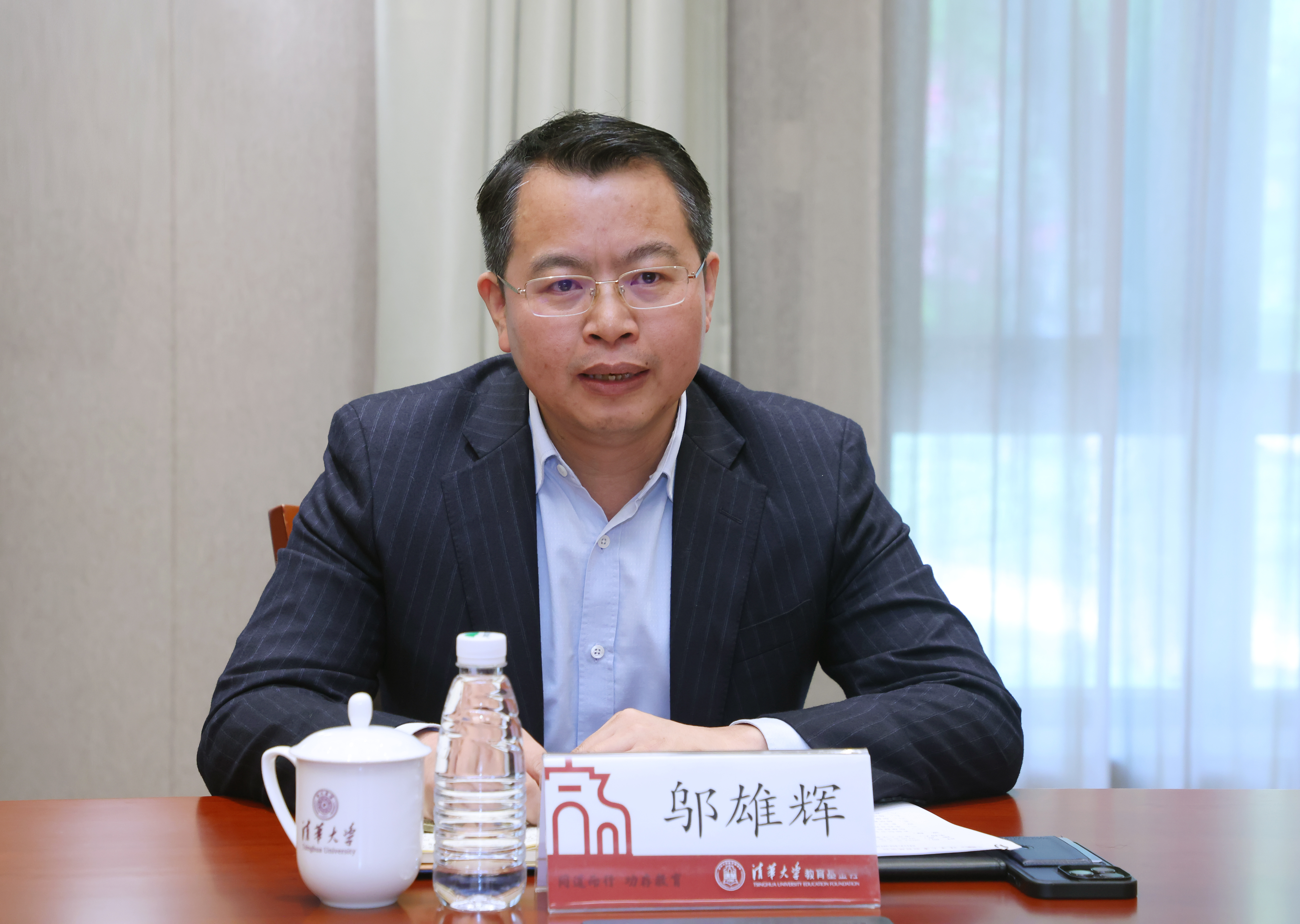 20240417-邬雄辉校友捐赠支持8xbet.com攀登计划-许德刚-图说 (2).JPG