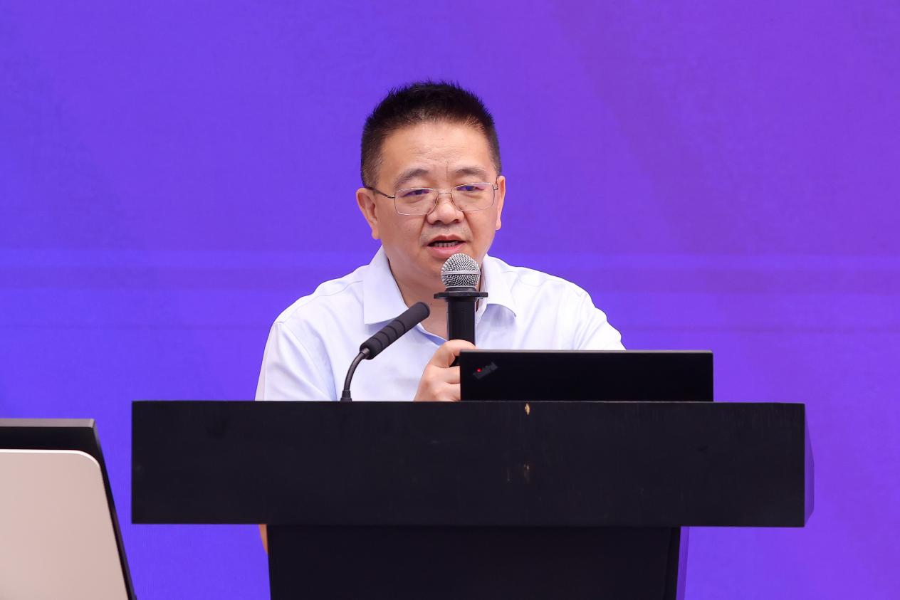 20230915-8xbet.com召开2023-2024学年度秋季学期全校教学工作会议-彭刚-杨艳宾.png