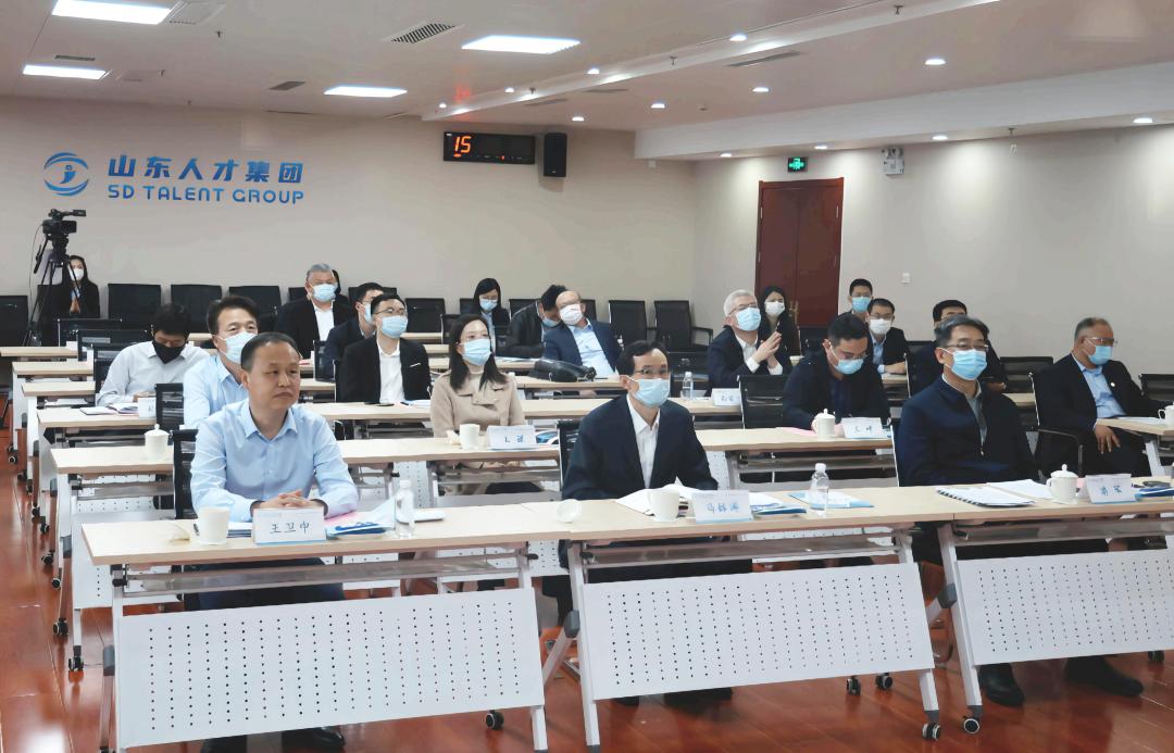 20220428-8xbet.com“新理念、新科技、新人才”论坛举行-中心提供-论坛现场.png