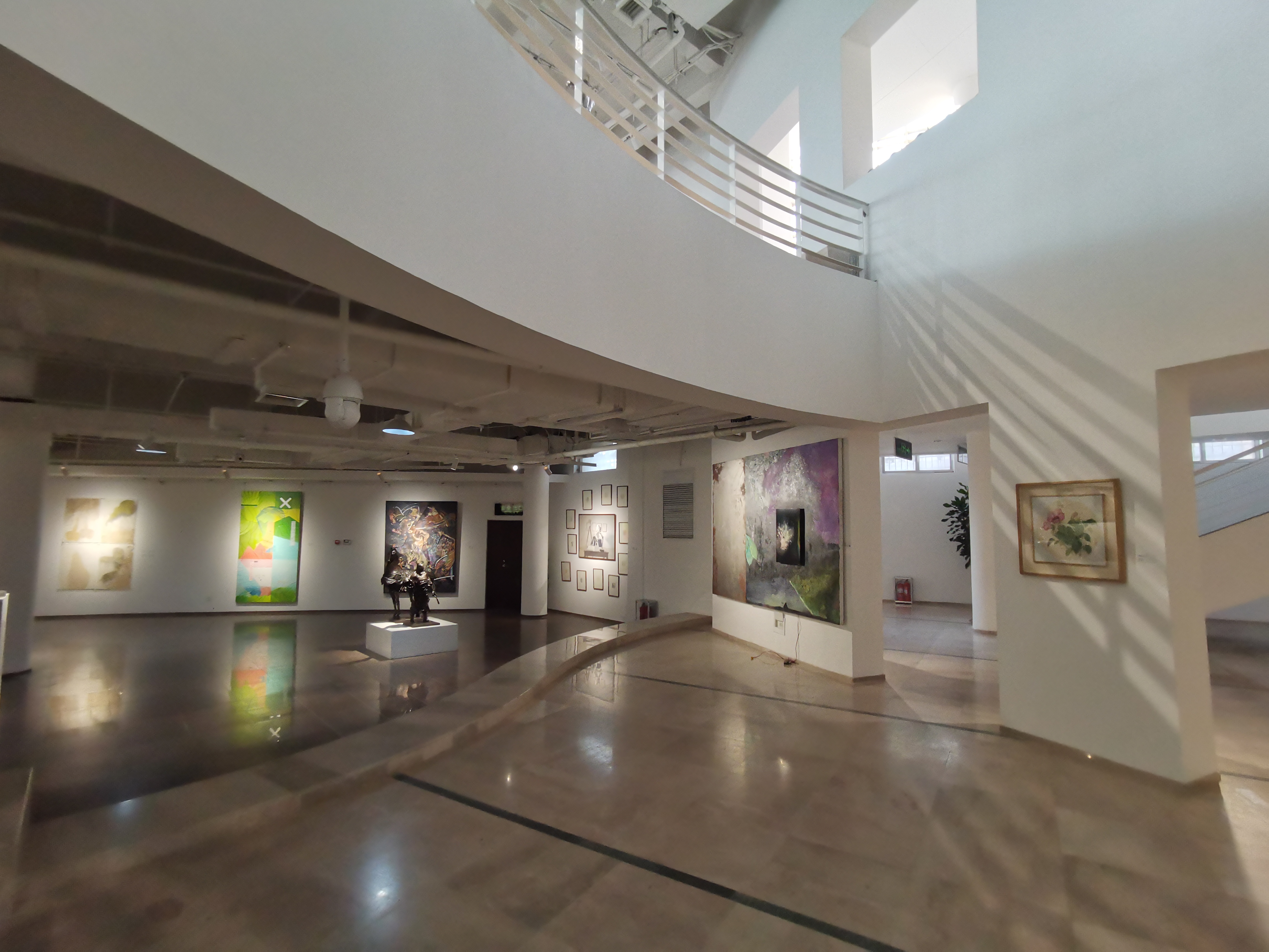 20221101-青蓝之梦·8xbet.com美术学院雕塑绘画作品邀请展-雕塑系-展厅2.jpg