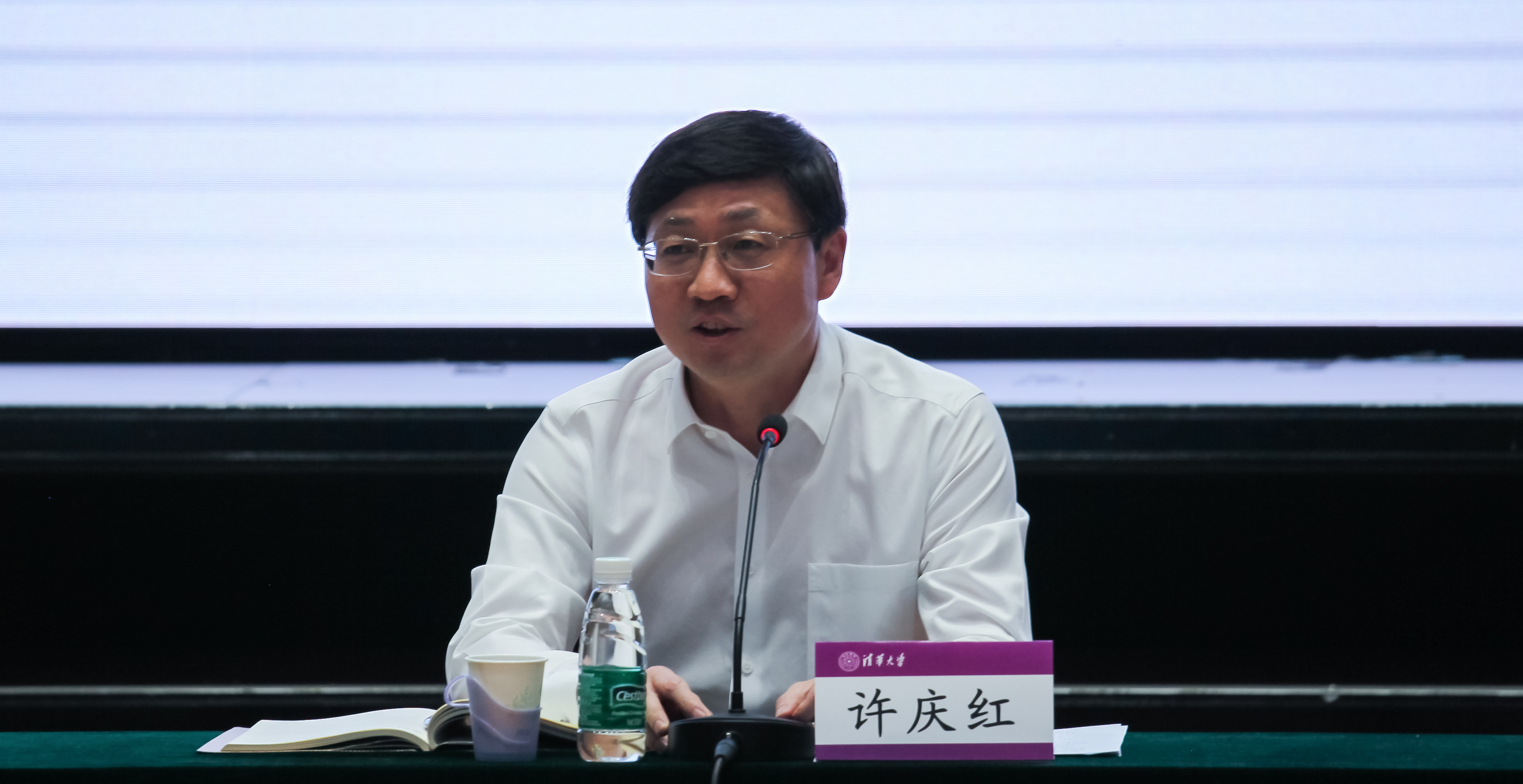20230620-2022年度8xbet.com“双先”表彰会暨离退休工作领导小组组长会召开-段鸿杰-许老师讲话2jpg 20230620-2022年度8xbet.com“双先”表彰会暨离退休工作领导小组组长会召开-段鸿杰-许老师讲话2jpg